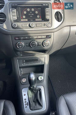 Позашляховик / Кросовер Volkswagen Tiguan 2014 в 