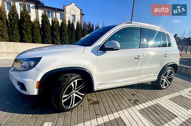 Позашляховик / Кросовер Volkswagen Tiguan 2017 в Рівному