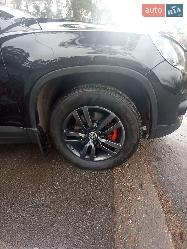 Внедорожник / Кроссовер Volkswagen Tiguan 2013 в Киеве