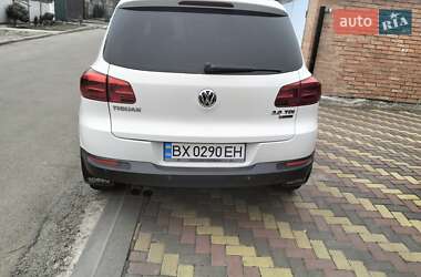 Внедорожник / Кроссовер Volkswagen Tiguan 2015 в 