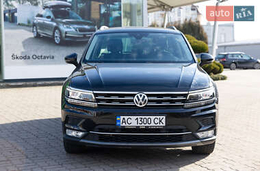 Внедорожник / Кроссовер Volkswagen Tiguan 2017 в Луцке