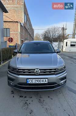 Внедорожник / Кроссовер Volkswagen Tiguan 2019 в Черновцах