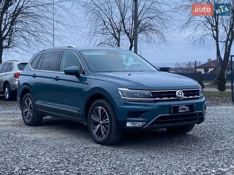 Внедорожник / Кроссовер Volkswagen Tiguan 2019 в Львове