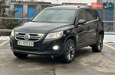 Позашляховик / Кросовер Volkswagen Tiguan 2008 в Києві