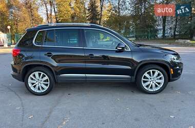 Внедорожник / Кроссовер Volkswagen Tiguan 2013 в Житомире