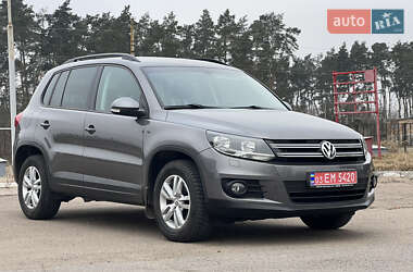 Позашляховик / Кросовер Volkswagen Tiguan 2011 в Дубні