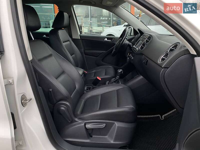 Внедорожник / Кроссовер Volkswagen Tiguan 2012 в Львове