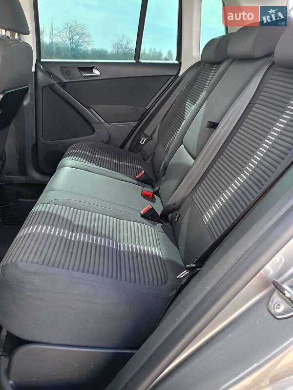 Внедорожник / Кроссовер Volkswagen Tiguan 2010 в Городке фото 13 Внедорожник / Кроссовер Volkswagen Tiguan 2010 в Городке