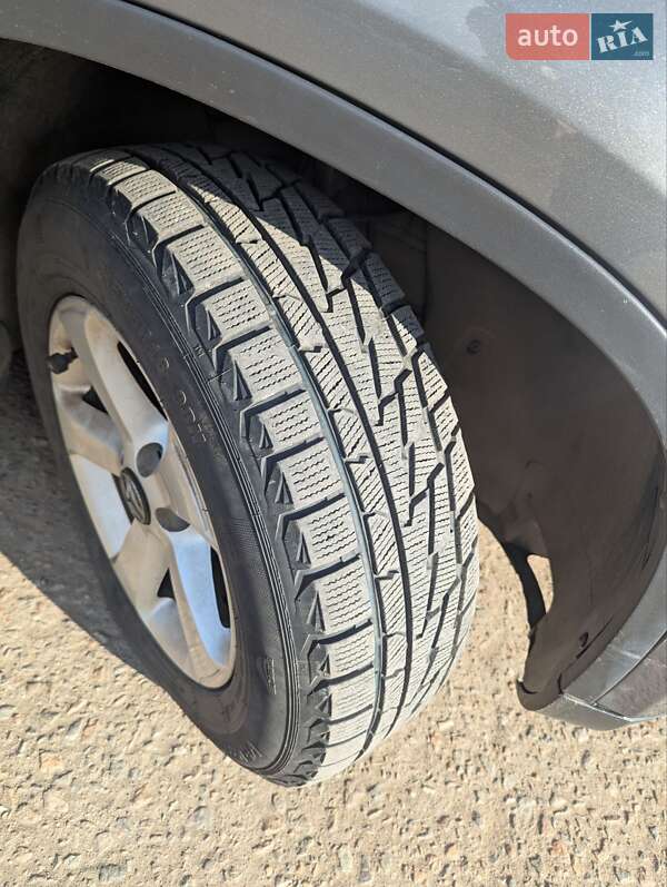 Позашляховик / Кросовер Volkswagen Tiguan 2010 в Южноукраїнську