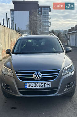 Внедорожник / Кроссовер Volkswagen Tiguan 2008 в Львове