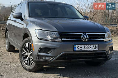 Внедорожник / Кроссовер Volkswagen Tiguan 2018 в Каменском