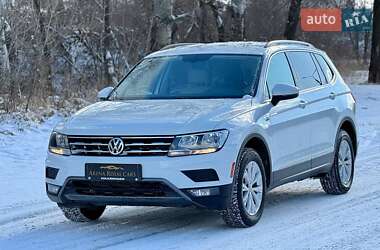 Внедорожник / Кроссовер Volkswagen Tiguan 2017 в Киеве