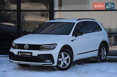 Внедорожник / Кроссовер Volkswagen Tiguan 2018 в 