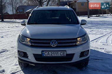 Внедорожник / Кроссовер Volkswagen Tiguan 2012 в Черкассах