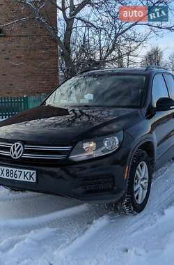 Внедорожник / Кроссовер Volkswagen Tiguan 2015 в Харькове