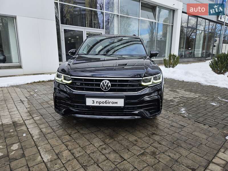 Позашляховик / Кросовер Volkswagen Tiguan 2021 в Києві