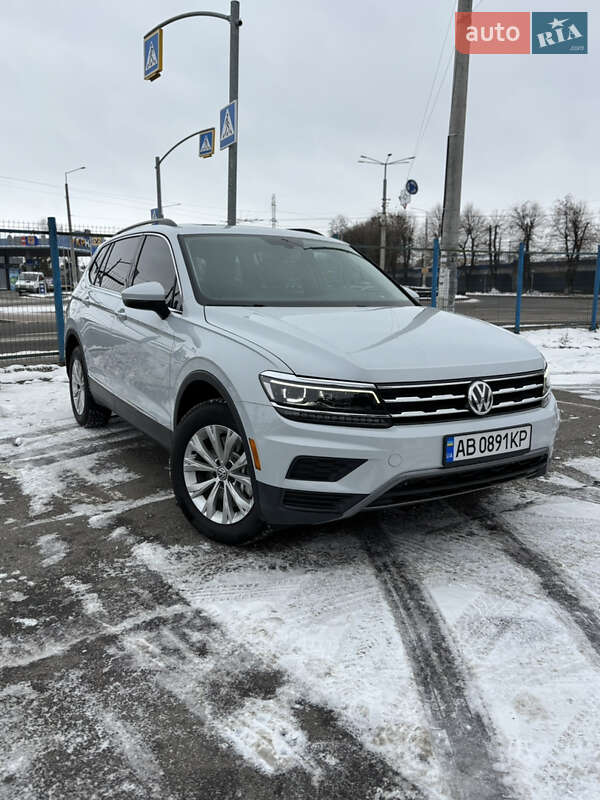 Внедорожник / Кроссовер Volkswagen Tiguan 2018 в Виннице