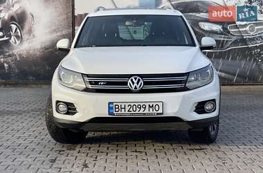 Внедорожник / Кроссовер Volkswagen Tiguan 2014 в Усатово