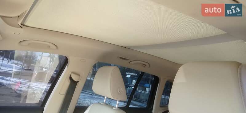 Внедорожник / Кроссовер Volkswagen Tiguan 2011 в Киеве фото 9 Внедорожник / Кроссовер Volkswagen Tiguan 2011 в Киеве
