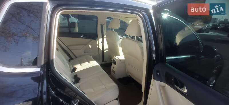 Внедорожник / Кроссовер Volkswagen Tiguan 2011 в Киеве фото 13 Внедорожник / Кроссовер Volkswagen Tiguan 2011 в Киеве