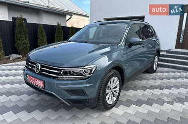 Внедорожник / Кроссовер Volkswagen Tiguan 2019 в Львове