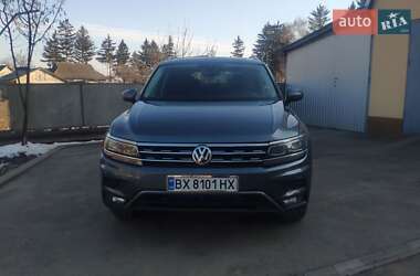 Внедорожник / Кроссовер Volkswagen Tiguan 2018 в Хмельницком