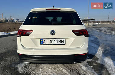 Внедорожник / Кроссовер Volkswagen Tiguan 2018 в 