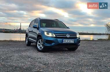 Внедорожник / Кроссовер Volkswagen Tiguan 2017 в Днепре