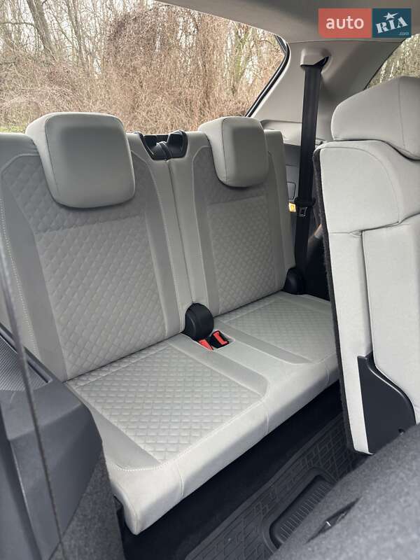 Внедорожник / Кроссовер Volkswagen Tiguan 2019 в Запорожье