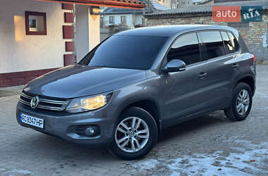 Внедорожник / Кроссовер Volkswagen Tiguan 2013 в Владимире