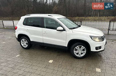 Позашляховик / Кросовер Volkswagen Tiguan 2012 в Іршаві