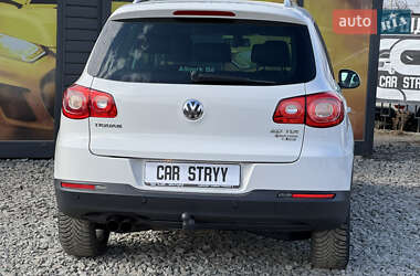 Внедорожник / Кроссовер Volkswagen Tiguan 2010 в 