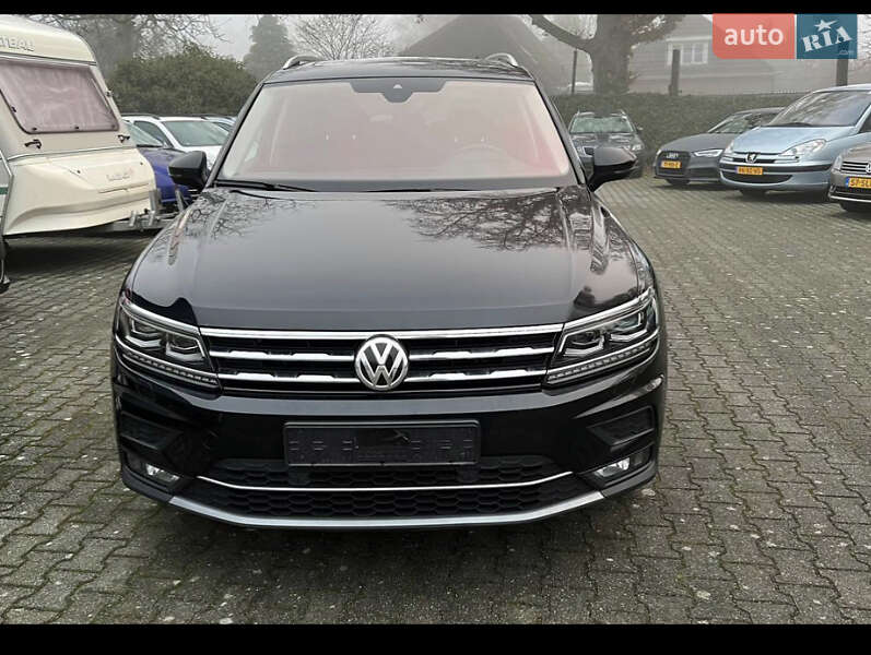 Внедорожник / Кроссовер Volkswagen Tiguan 2018 в Одессе