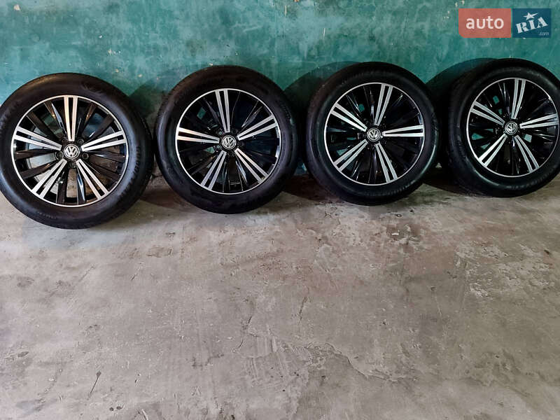 Внедорожник / Кроссовер Volkswagen Tiguan 2018 в Львове фото 33 Внедорожник / Кроссовер Volkswagen Tiguan 2018 в Львове