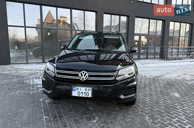 Внедорожник / Кроссовер Volkswagen Tiguan 2016 в Полтаве