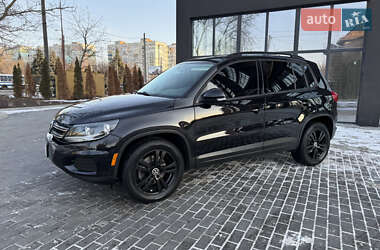 Внедорожник / Кроссовер Volkswagen Tiguan 2016 в Полтаве