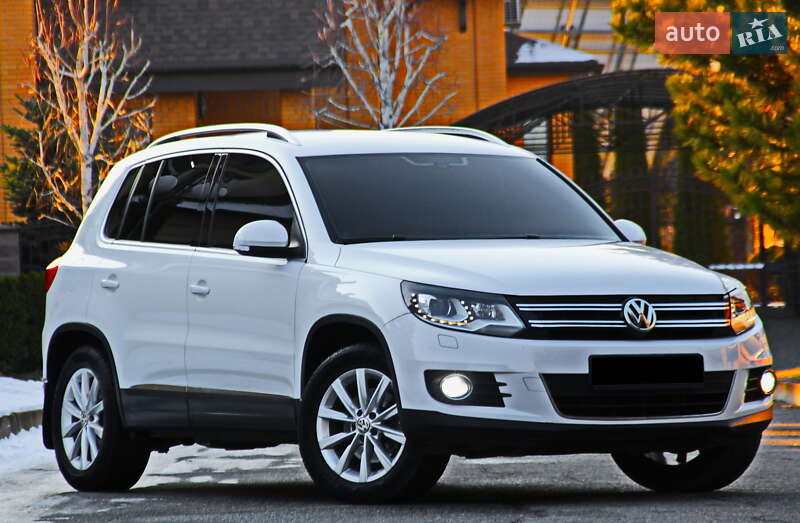 Внедорожник / Кроссовер Volkswagen Tiguan 2013 в Днепре