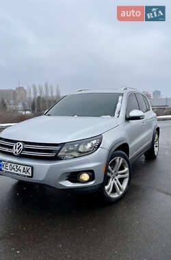 Внедорожник / Кроссовер Volkswagen Tiguan 2015 в Кривом Роге