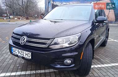 Внедорожник / Кроссовер Volkswagen Tiguan 2014 в 