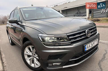 Внедорожник / Кроссовер Volkswagen Tiguan 2018 в Киеве