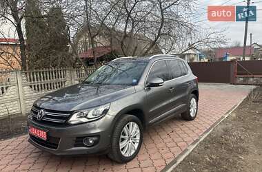 Позашляховик / Кросовер Volkswagen Tiguan 2015 в Вінниці