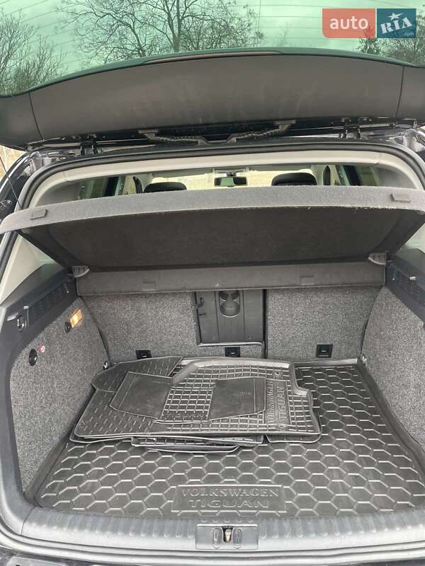 Позашляховик / Кросовер Volkswagen Tiguan 2012 в Кременчуці