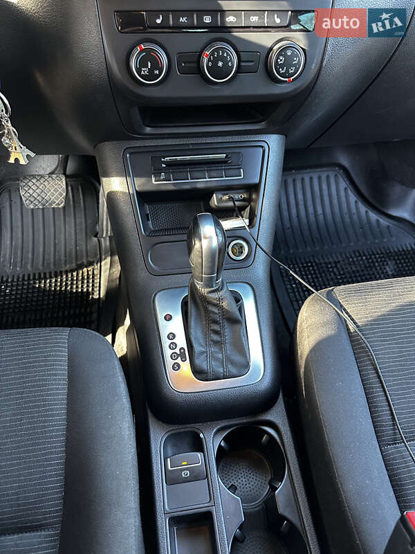 Позашляховик / Кросовер Volkswagen Tiguan 2016 в Львові