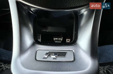 Внедорожник / Кроссовер Volkswagen Tiguan 2017 в 