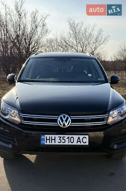 Внедорожник / Кроссовер Volkswagen Tiguan 2015 в Краматорске