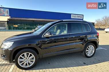 Внедорожник / Кроссовер Volkswagen Tiguan 2010 в Дрогобыче