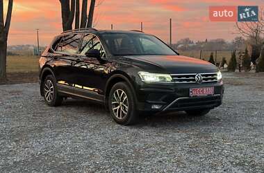 Позашляховик / Кросовер Volkswagen Tiguan 2018 в Рівному