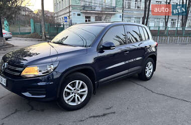 Позашляховик / Кросовер Volkswagen Tiguan 2013 в Києві