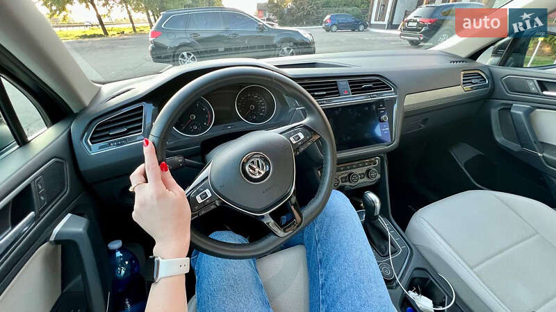 Внедорожник / Кроссовер Volkswagen Tiguan 2020 в Полтаве