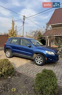 Позашляховик / Кросовер Volkswagen Tiguan 2010 в Луцьку